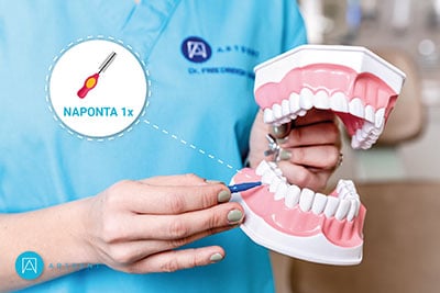 Fogköztisztító kefe hatékony használata.